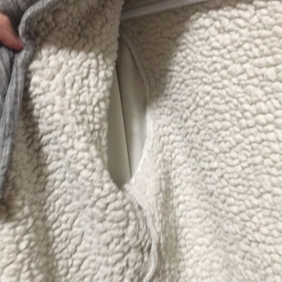 SUPER Soft GreenTea Sweater (with Pockets!) Sz M - Picture 7 of 8